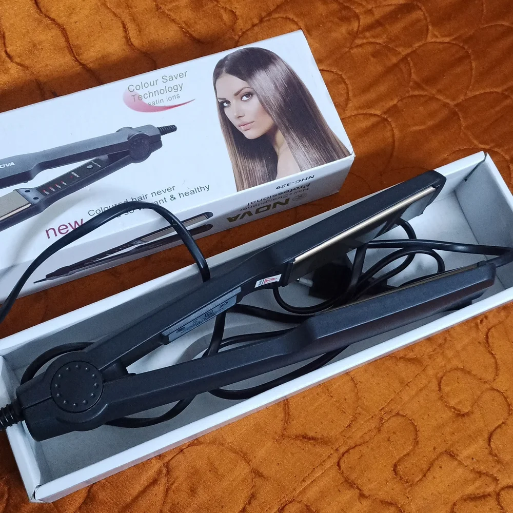 Nova Hair Straightener - Picture 2 of 7